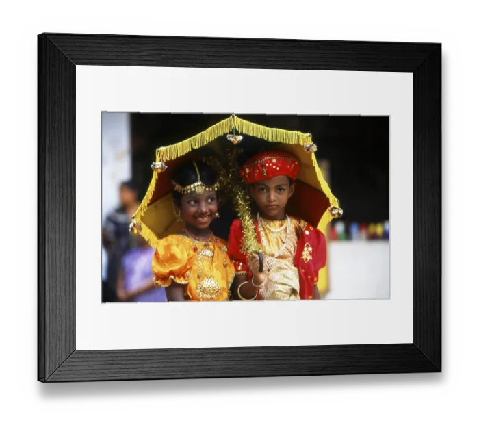 Framed Print : Sri Lanka holds many Buddhist, Hindu