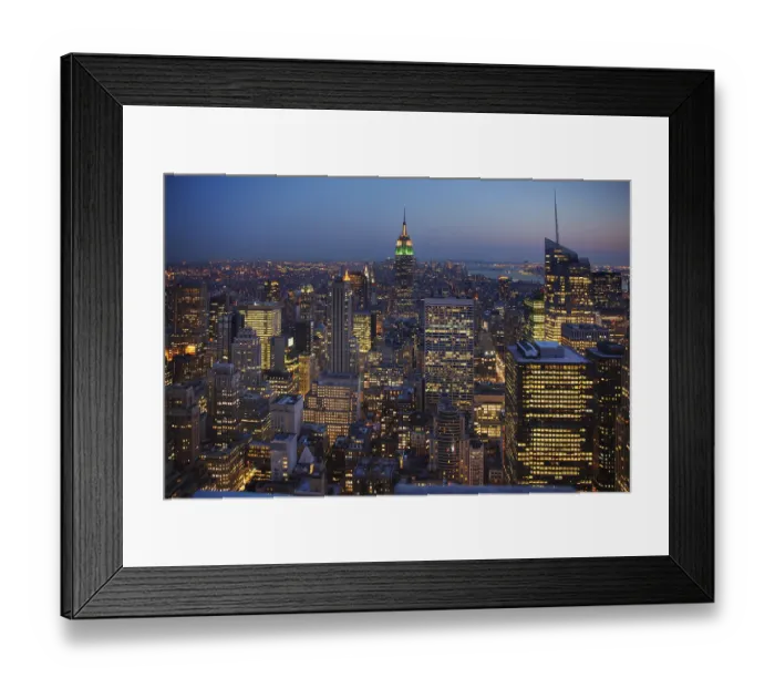 Framed Print : View from the Rockefeller Center over the Big Apple at dusk Framed Print : View from the Rockefeller Center over the Big Apple at dusk