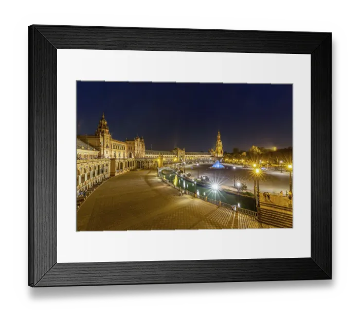 Framed Print : Plaza de Espana in Seville, Andalusia Framed Print : Plaza de Espana in Seville, Andalusia
