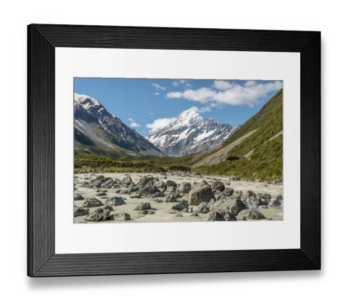 Framed Print : Famous Mount Cook from Hooker Valley track