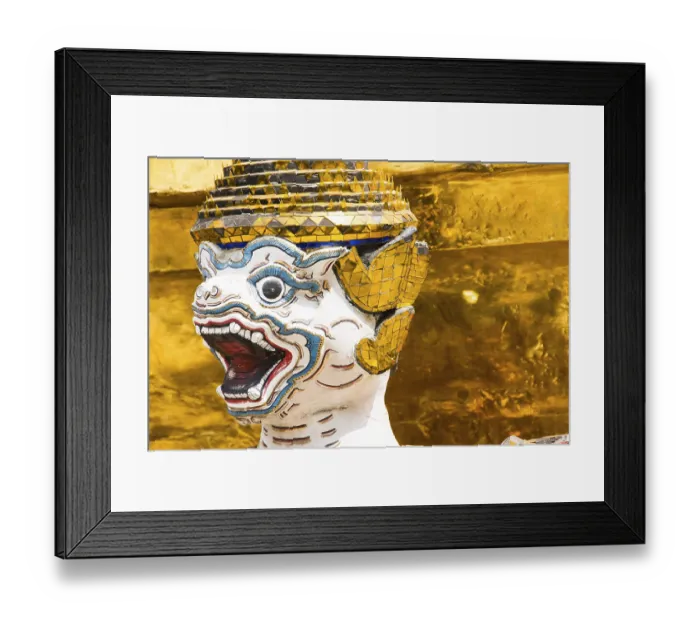 Framed Print : Golden Thai temple figures in Wat Phra Khaeo