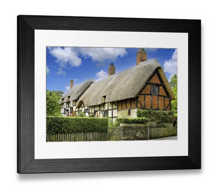 Framed Print : The Anne Hathaway Cottage in Stratford upon Avon Framed Print : The Anne Hathaway Cottage in Stratford upon Avon