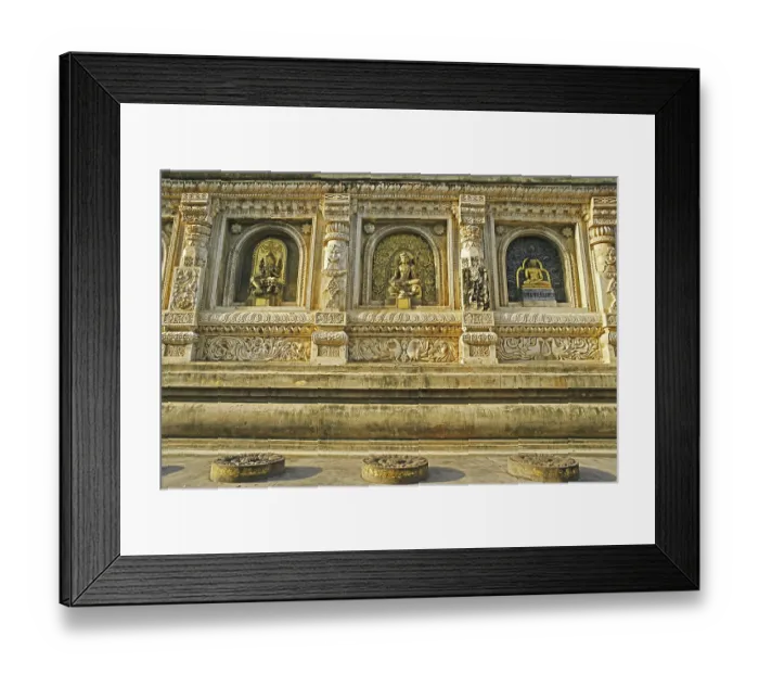Framed Print : Statue of Gautam Buddha, UNESCO World Heritage Mahabodhi temple