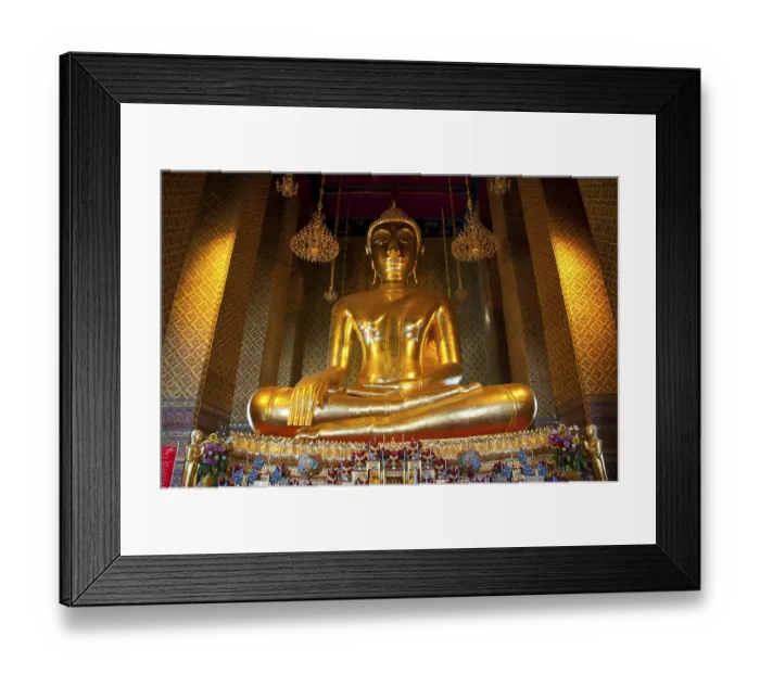 Framed Print : Wat Kalayanimit, next to the Chao Phraya River