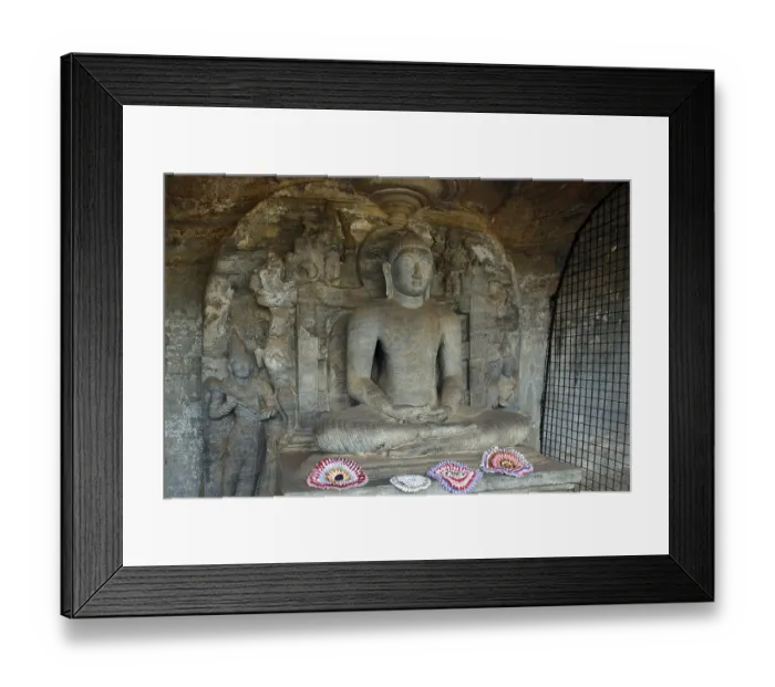 Framed Print : Statue of Buddha in meditation posture