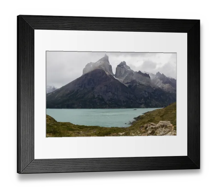 Framed Print : Panoramic view of Pehoe lake in Torres del Paine national park