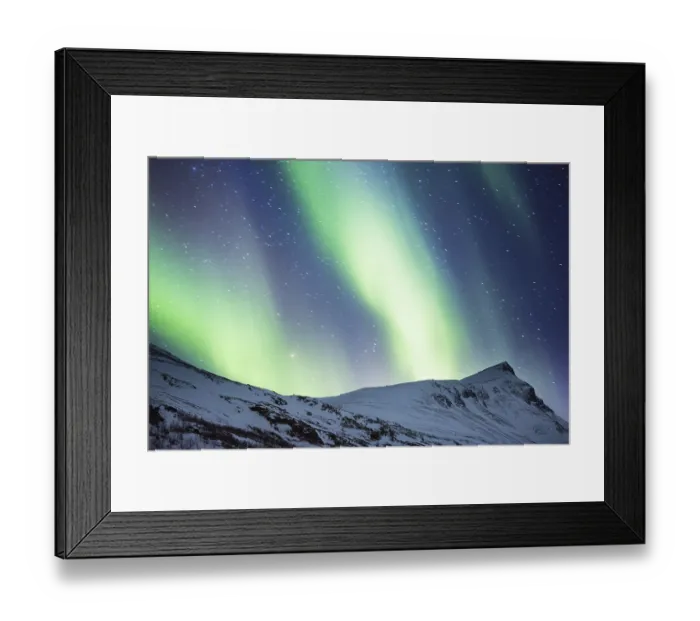 Framed Print : Northern Lights (Aurora borealis) over mountains Framed Print : Northern Lights (Aurora borealis) over mountains