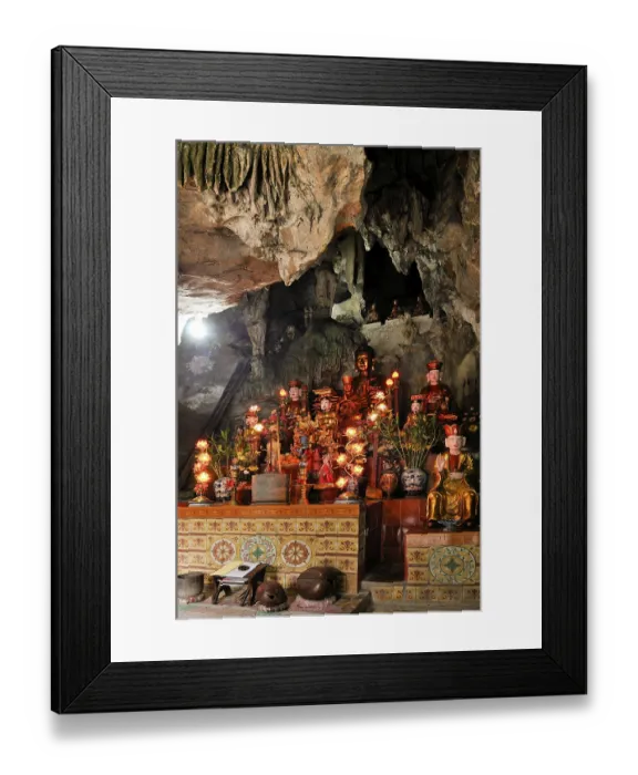 Framed Print : Altar in the Chua Ban Long, pagoda near Ninh Binh