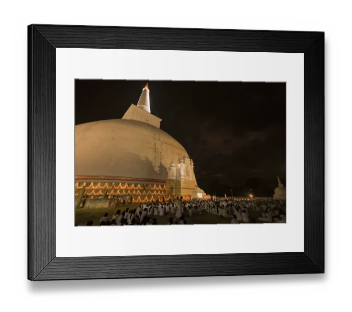Framed Print : Kapruka Pooja, festival at the Ruvanvelisaya Dagoba