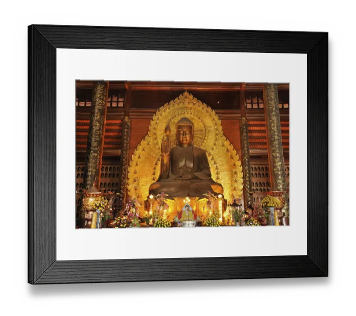 Framed Print : Bronze Buddha statue, Pagoda Chua Bai Dinh