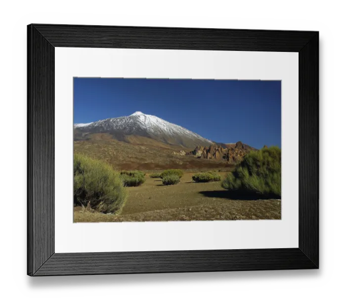 Framed Print : The cap of Pico del Teide (3718 m) shines white after the first snowfall in December