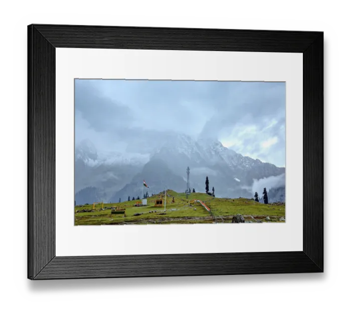 Framed Print : Snow capped mountain in hill station of Sonamarg in Jammu Kashmir india