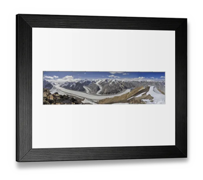 Framed Print : Scenic panorama of Fedchenko glacier in Pamir mountains in Tajikistan