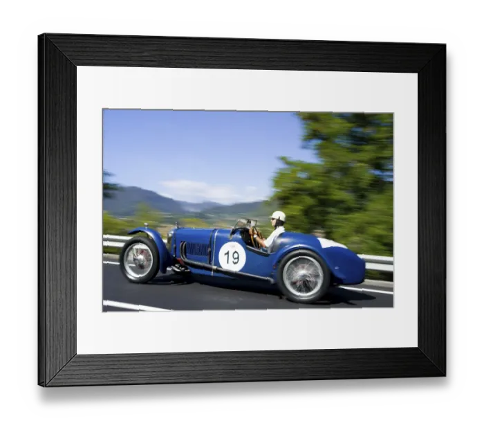 Framed Print : Vintage car on a street at the Southern end of the Lake Garda