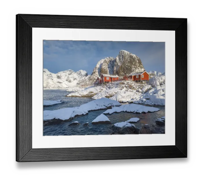 Framed Print : Rorbuer fishermen's cabins on the snowy fjord Framed Print : Rorbuer fishermen's cabins on the snowy fjord
