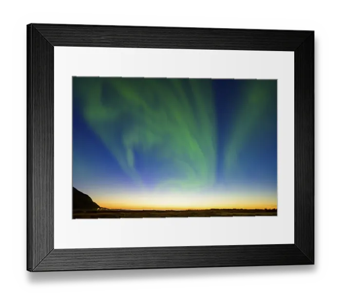 Framed Print : Northern Lights (Aurora borealis) at sunset