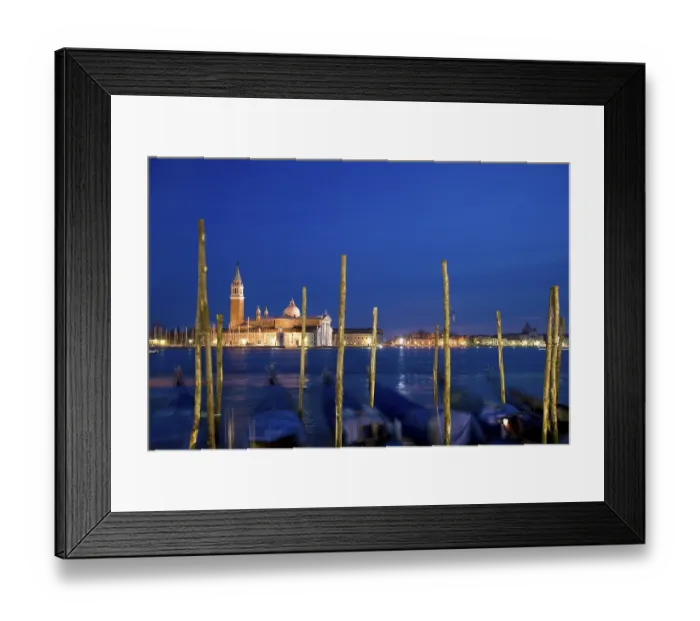 Framed Print : Gondolas in front of San Giorgio Maggiore