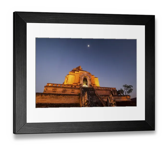 Framed Print : The Great Stupa, ruins of the temple Wat Chedi Luang Framed Print : The Great Stupa, ruins of the temple Wat Chedi Luang