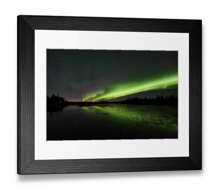 Framed Print : Northern Lights (Aurora borealis) reflected in the Taerendoeaelven