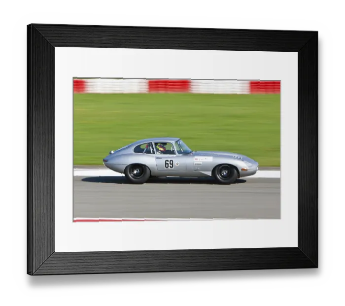 Framed Print : Race of post-war racing cars, E-Type Jaguar