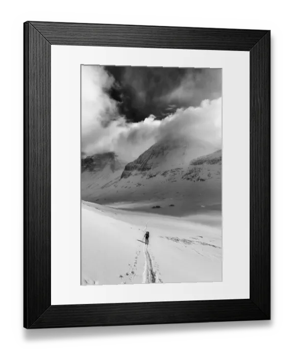 Framed Print : Ski tourer on the ascent from the Nallohuette in the Stuor Reaiddavaggi valley Framed Print : Ski tourer on the ascent from the Nallohuette in the Stuor Reaiddavaggi valley