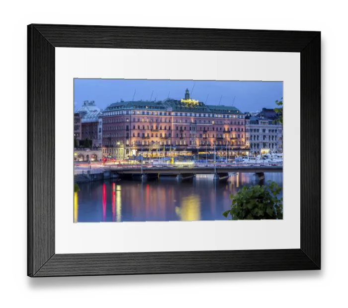 Framed Print : Grand Hotel, Soedra Blasieholmshamnen