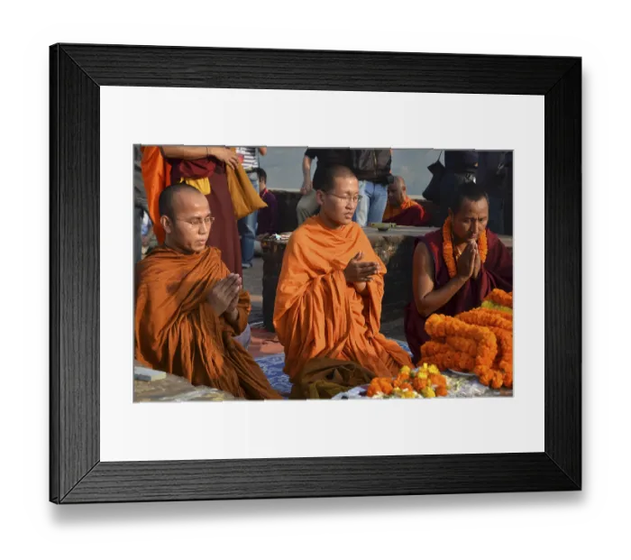 Framed Print : Monks and pilgrims on Vulture Peak Framed Print : Monks and pilgrims on Vulture Peak