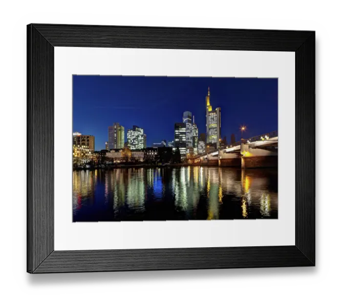 Framed Print : Skyline of Frankfurt at night, star effect Framed Print : Skyline of Frankfurt at night, star effect