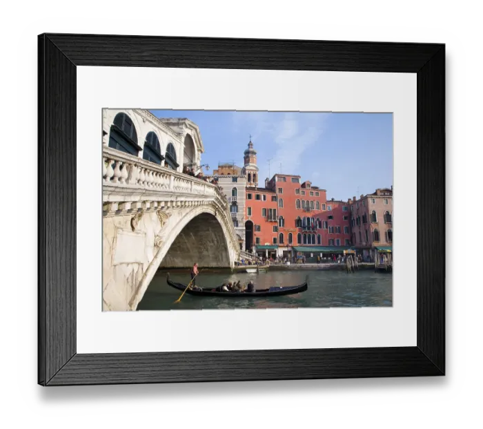 Framed Print : Gondola on the Canal Grande under the Rialto Bridge