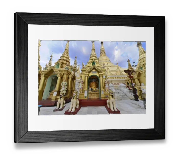 Framed Print : Pilgrims at Shwedagon Pagoda, Yangon Framed Print : Pilgrims at Shwedagon Pagoda, Yangon