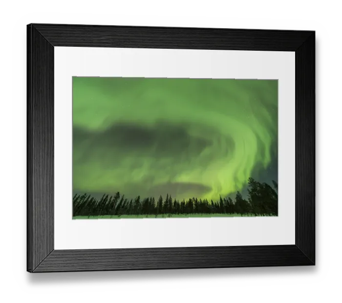 Framed Print : Northern Lights (Aurora borealis) over snowy landscape Framed Print : Northern Lights (Aurora borealis) over snowy landscape