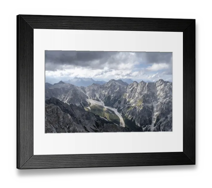 Framed Print : View of Wimbachgries valley and mountain panorama with rocky mountain peak of Hochkalter