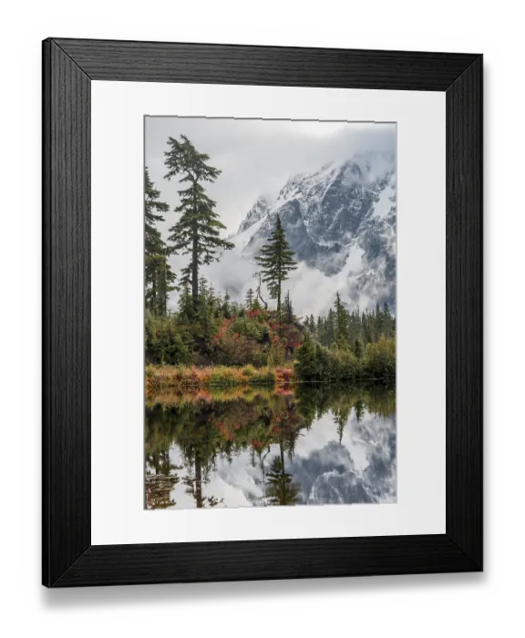 Framed Print : Mountain Mt. Shuksan with reflection in Picture Lake Framed Print : Mountain Mt. Shuksan with reflection in Picture Lake