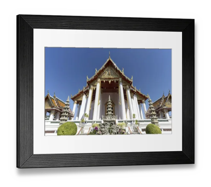 Framed Print : Wihan Luang (the Great Chapel is the centrepiece of the temple)