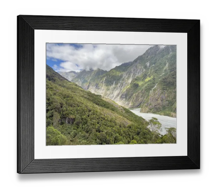 Framed Print : Hiking trail of the Roberts Point Track at Franz Josef Glacier