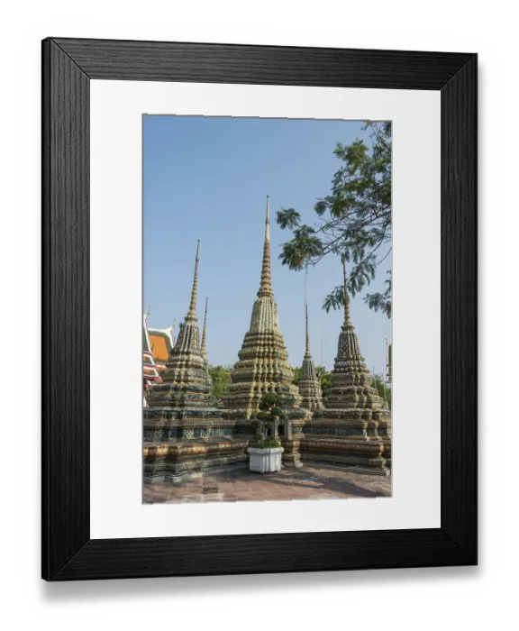 Framed Print : Chedi Rai, Wat Pho temple, Wat Phra Chetuphon