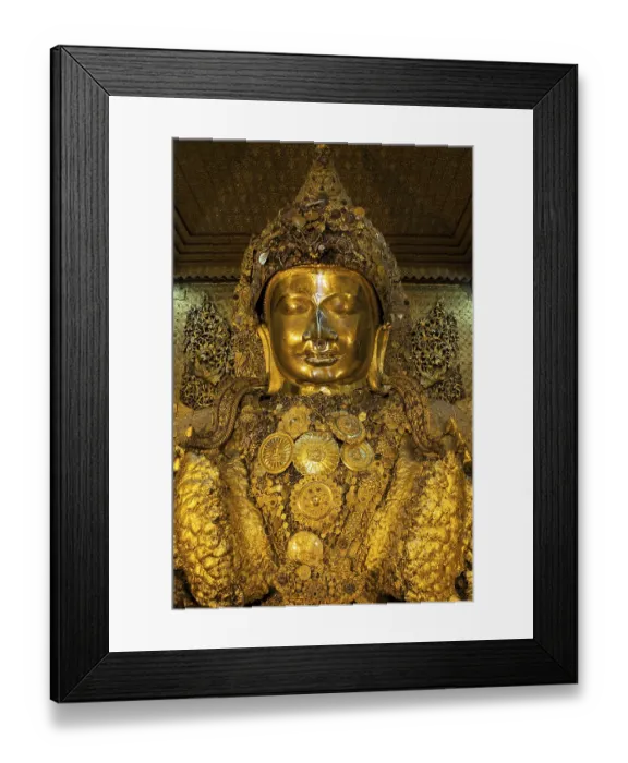 Framed Print : Mahamuni Buddha statue, Mahamuni Pagoda Framed Print : Mahamuni Buddha statue, Mahamuni Pagoda