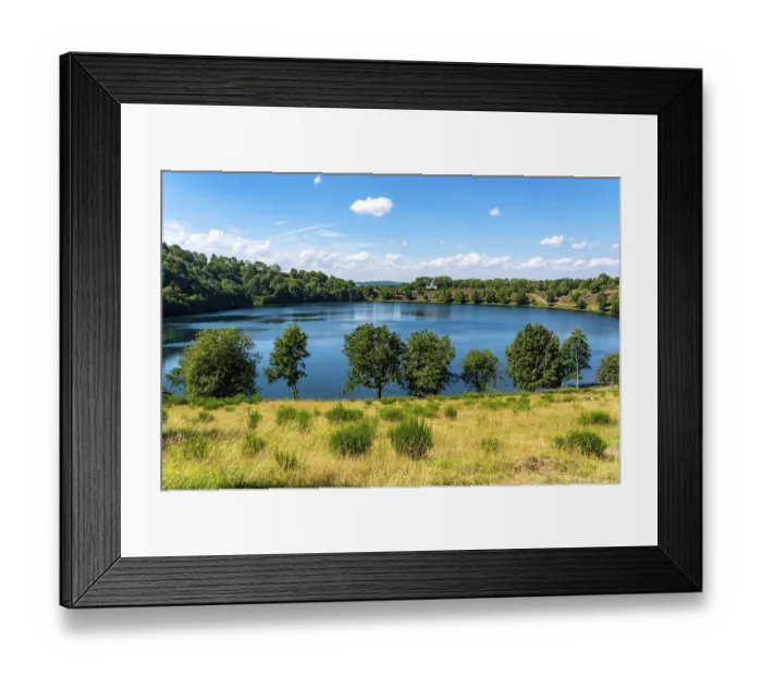Framed Print : Weinfelder Maar, Vulkaneifel, Vulkansee Framed Print : Weinfelder Maar, Vulkaneifel, Vulkansee