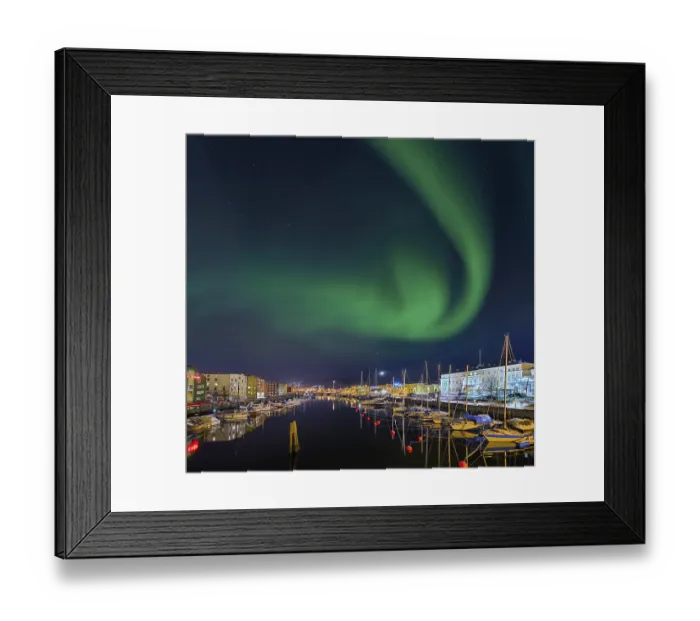 Framed Print : Northern lights in Trondheim Norway Framed Print : Northern lights in Trondheim Norway