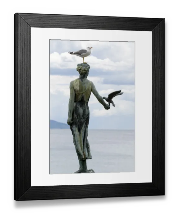 Framed Print : Statue, Maiden with the seagull Framed Print : Statue, Maiden with the seagull