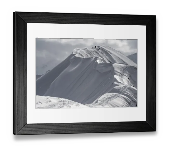 Framed Print : Summit cross of the Hoeferspitze with covered summit ridge and mountaineers