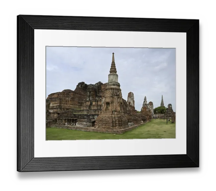 Framed Print : Ruined temple in Wat Mahathat, Temple of the Great and Holy Relic