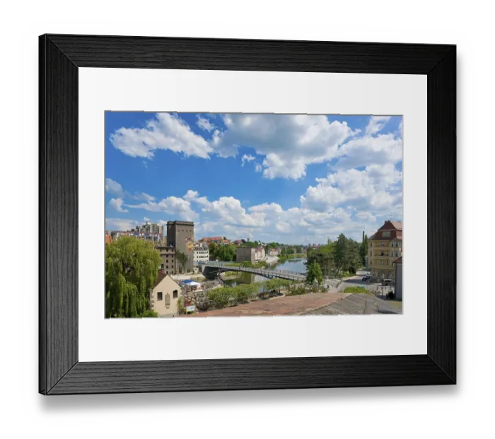 Framed Print : Goerlitz pedestrian bridge over the Neisse