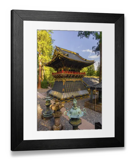 Framed Print : Magnificent TOshO-gU Shrine from the 17th century
