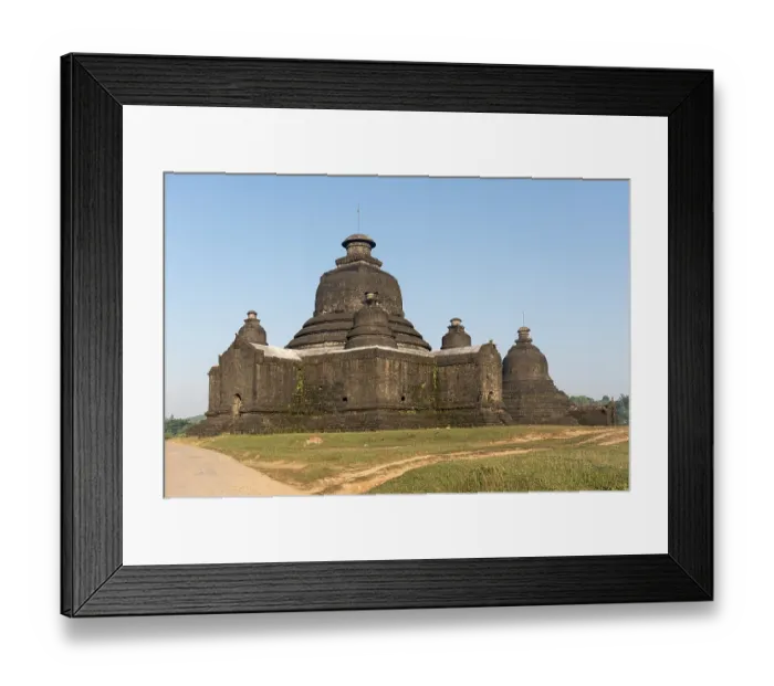 Framed Print : Laymyetnha Paya, Lemyethna Temple