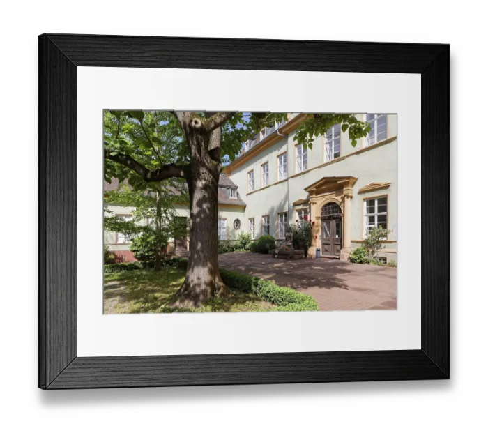 Framed Print : Court of Honour with Buddha statue