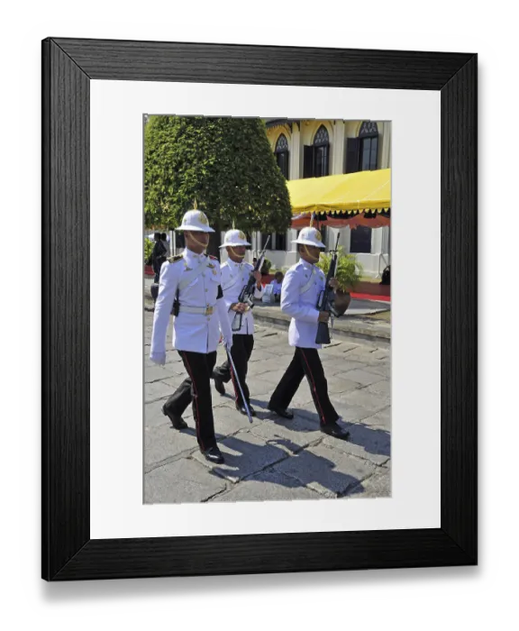 Framed Print : Palace guards in Wat Phra Kaeo Grand Palace (Temple of the Emerald Buddha)