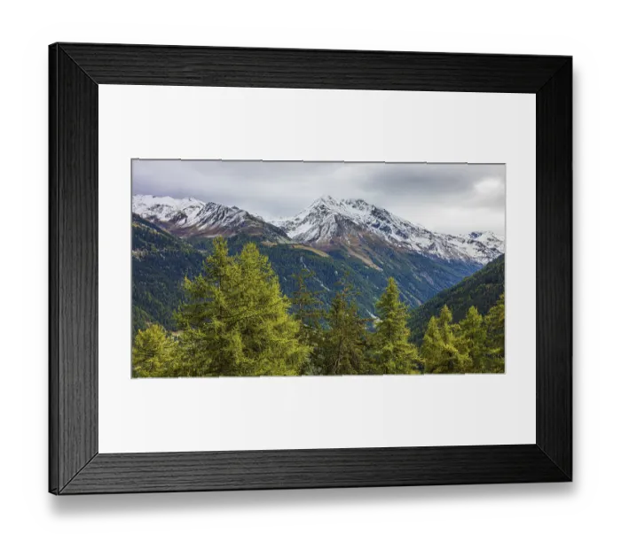 Framed Print : Snow-covered summit of the Weisshorn Framed Print : Snow-covered summit of the Weisshorn