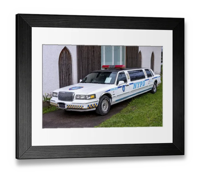 Framed Print : Vintage LINCOLN Town Car, built between 1995 and 1997 Framed Print : Vintage LINCOLN Town Car, built between 1995 and 1997