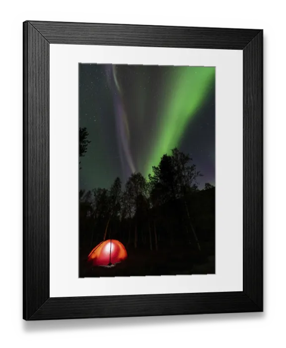 Framed Print : Northern Lights (Aurora borealis) reflected in a lake